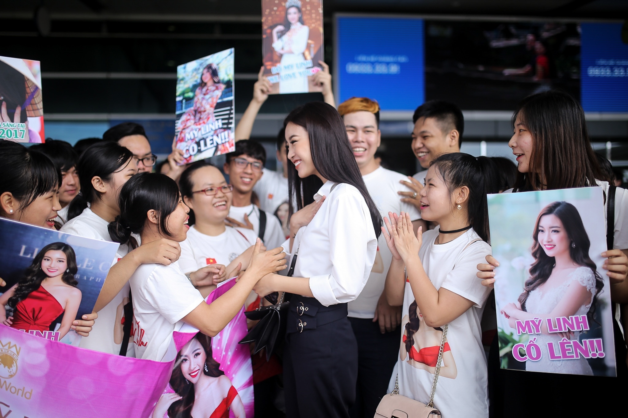 Hoa hậu Mỹ Linh trước giờ sang Trung Quốc ảnh 6 Hoa hau My Linh truoc gio sang Trung Quoc anh 6