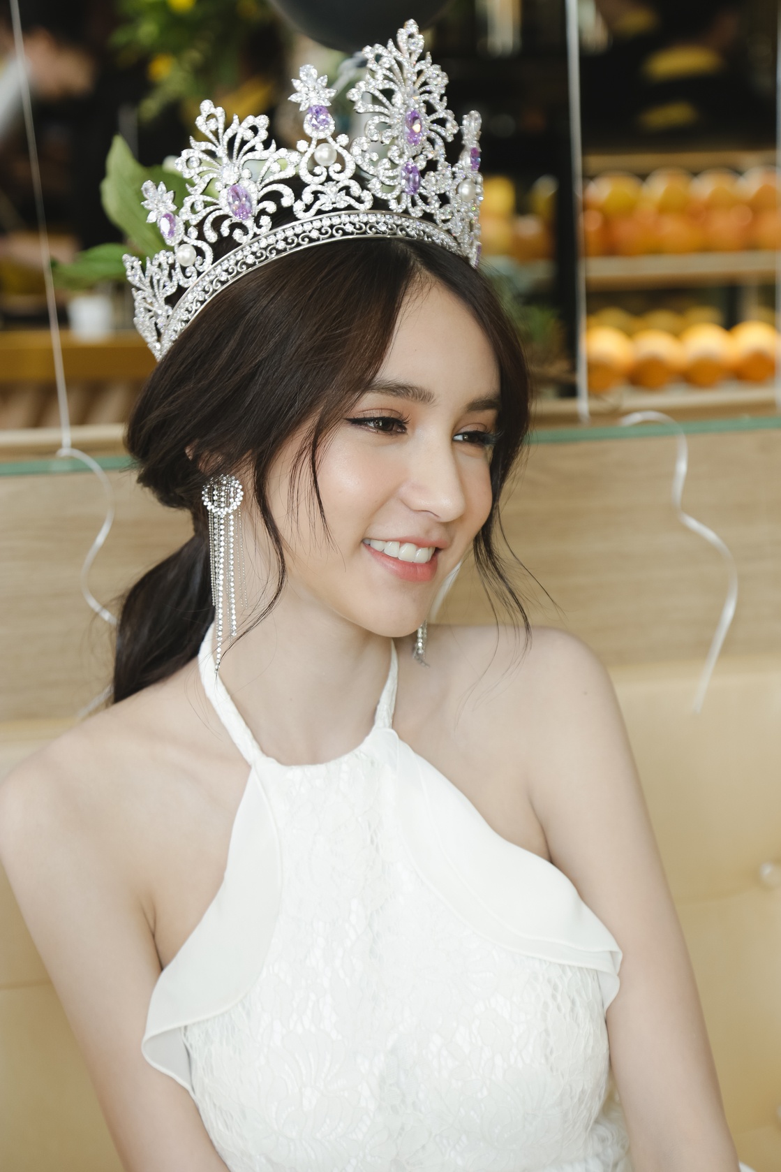 Hoa hậu chuyển giới Thái Lan Yoshi đến Việt Nam ảnh 2 Hoa hau chuyen gioi Thai Lan Yoshi den Viet Nam anh 2