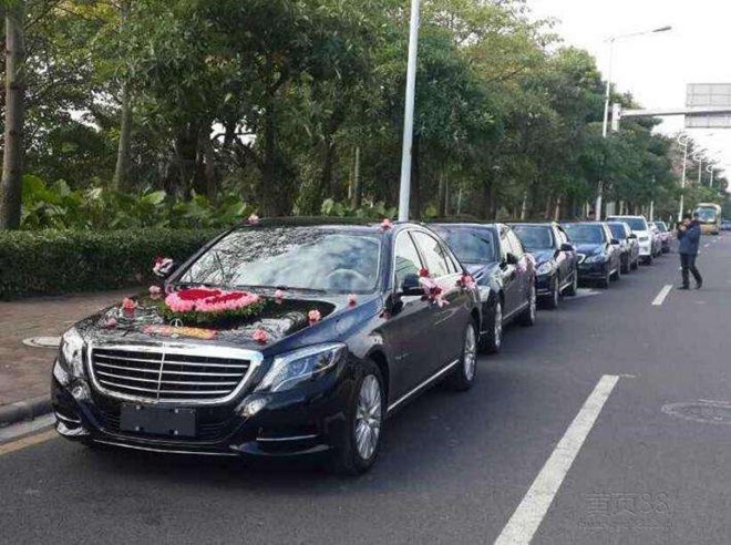 dan sieu xe trong le cuoi Song Hye Kyo anh 3