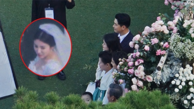 Clip Song Joong Ki, Song Hye Kyo trong le cuoi hinh anh