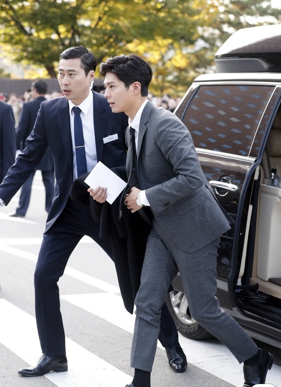 khach moi le cuoi song hye kyo anh 12