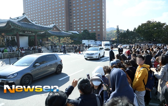 Le cuoi Song Hye Kyo Song Joong Ki anh 18