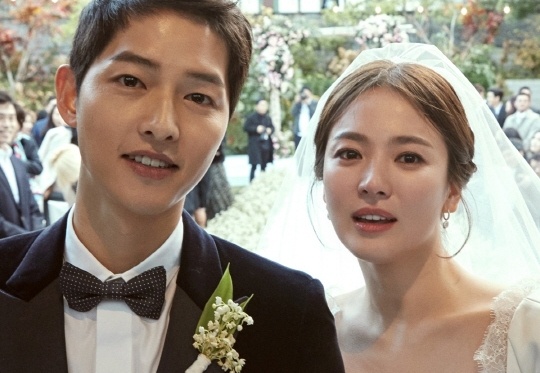 Song Hye Kyo, Song Joong Ki nhay voi Chuong Tu Di sau le cuoi hinh anh