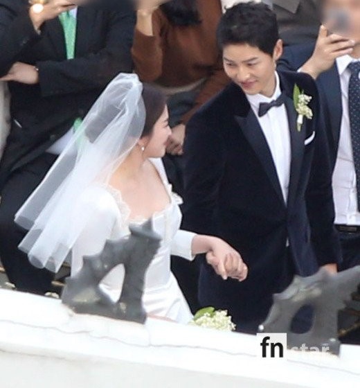 Le cuoi Song Hye Kyo Song Joong Ki anh 6
