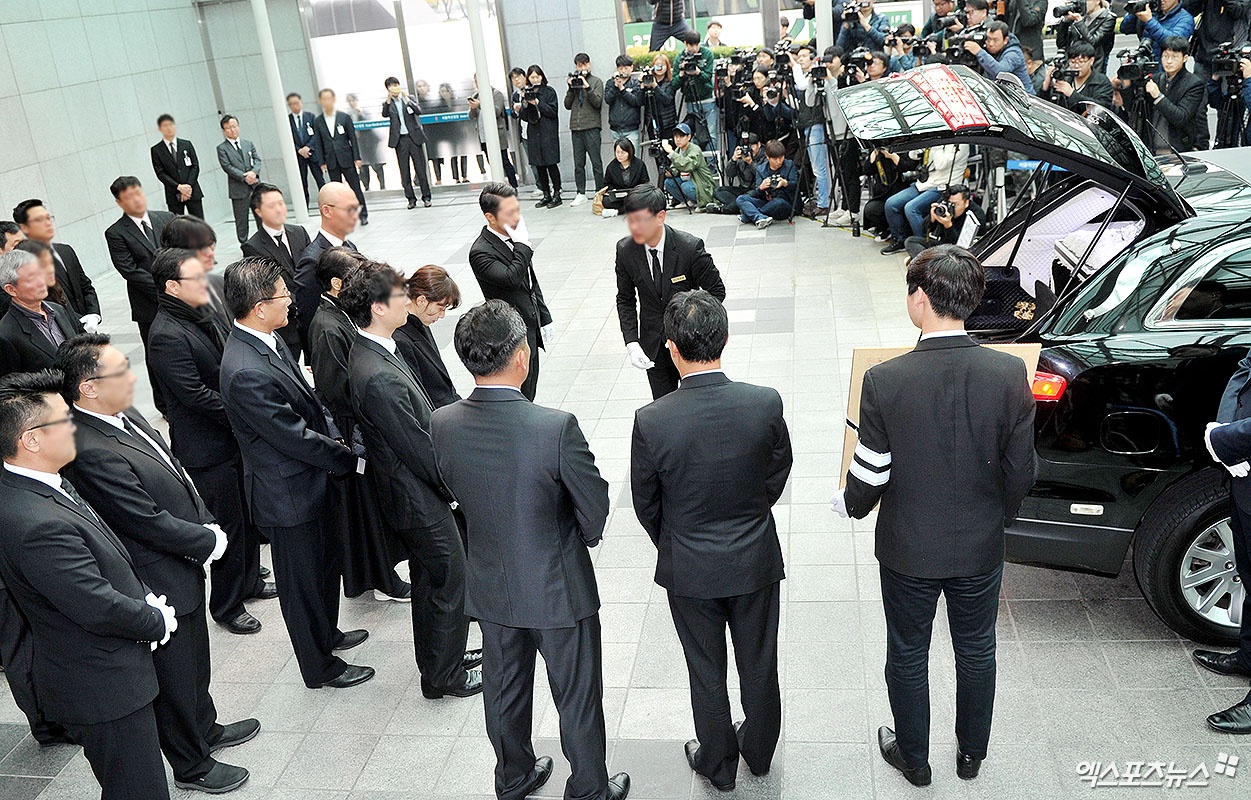 Le tang Kim Joo Hyuk anh 16