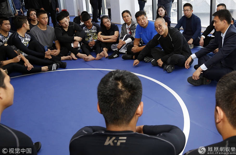 Ly Lien Kiet xuat hien anh 5