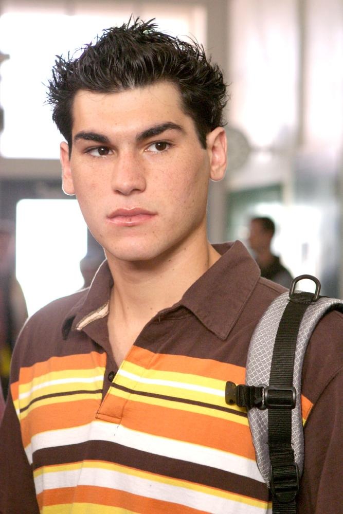 Tai tu My Brad Bufanda nhay lau tu sat anh 1