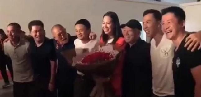 Chan Tu Dan nhuong Jack Ma anh 2