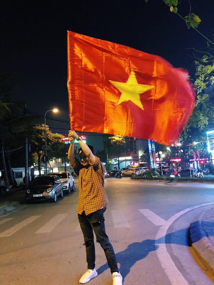 Sao Viet mung chien thang cua U23 Viet Nam anh 4