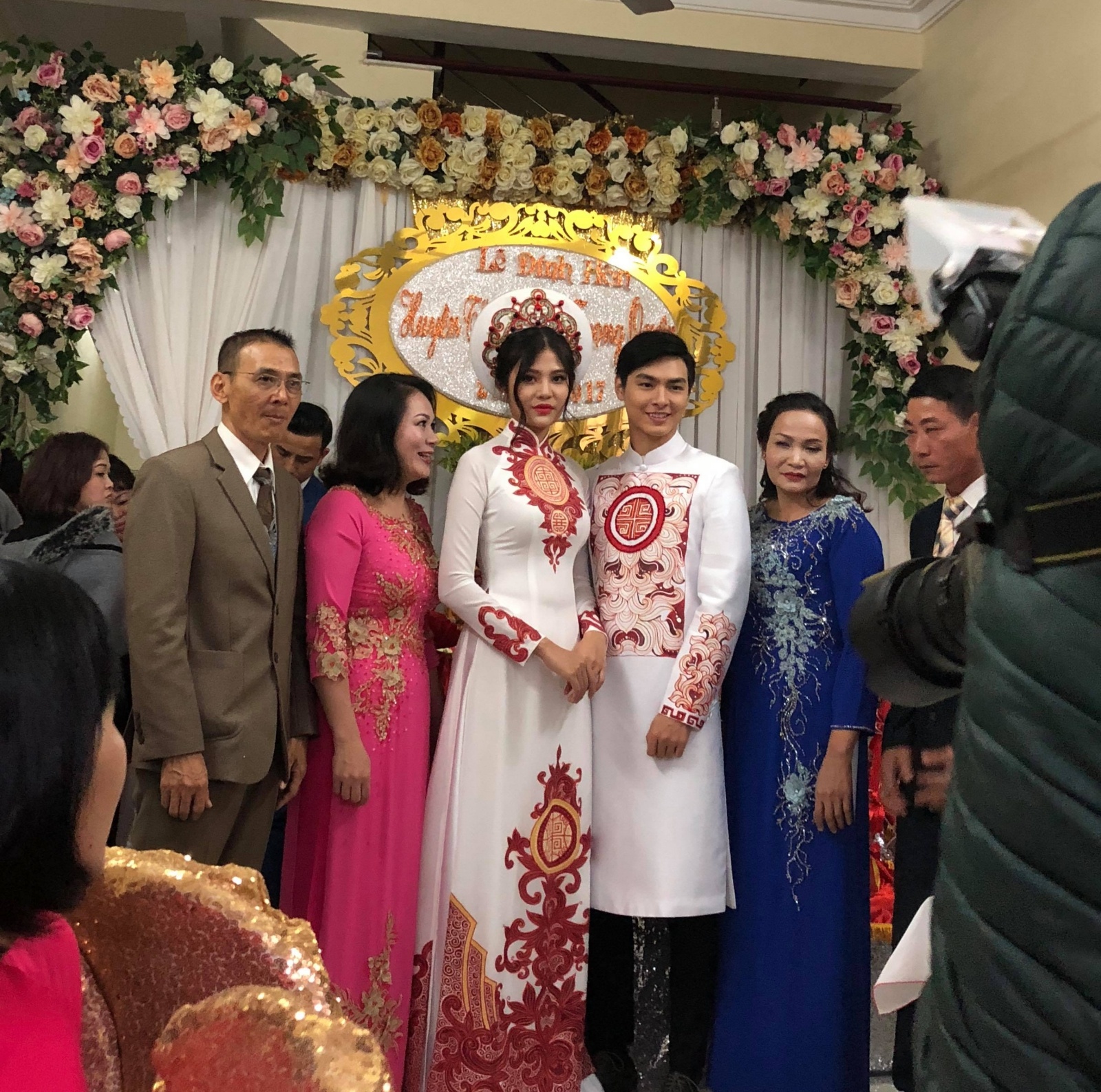 Chung Huyen Thanh to chuc dam hoi lang le anh 5