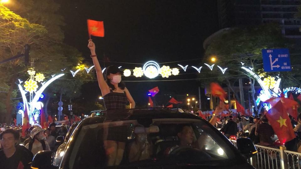 Sao Viet mung chien thang cua U23 Viet Nam anh 8