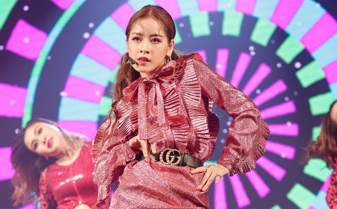 Quoc Thien che Chi Pu hat live te anh 3