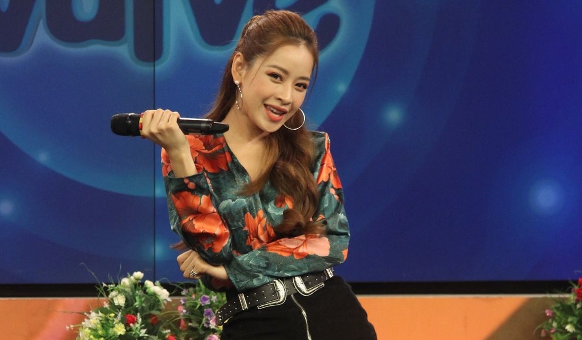 Chi Pu hat live tham hoa: Van Mai Huong, Quoc Thien buc xuc hinh anh