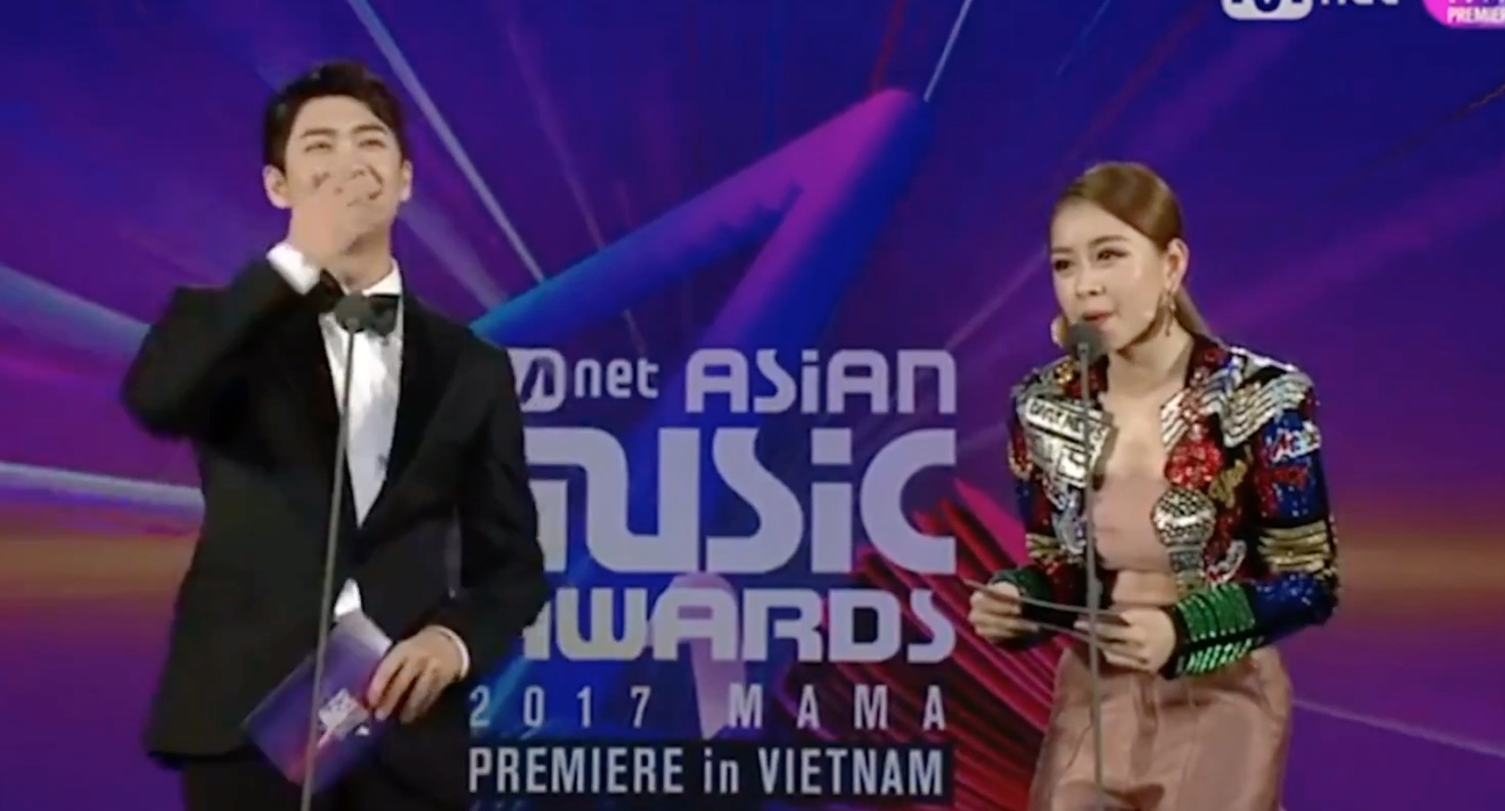 Chi Pu hát live ở mama 2017 ảnh 3 Chi Pu hat live o mama 2017 anh 3