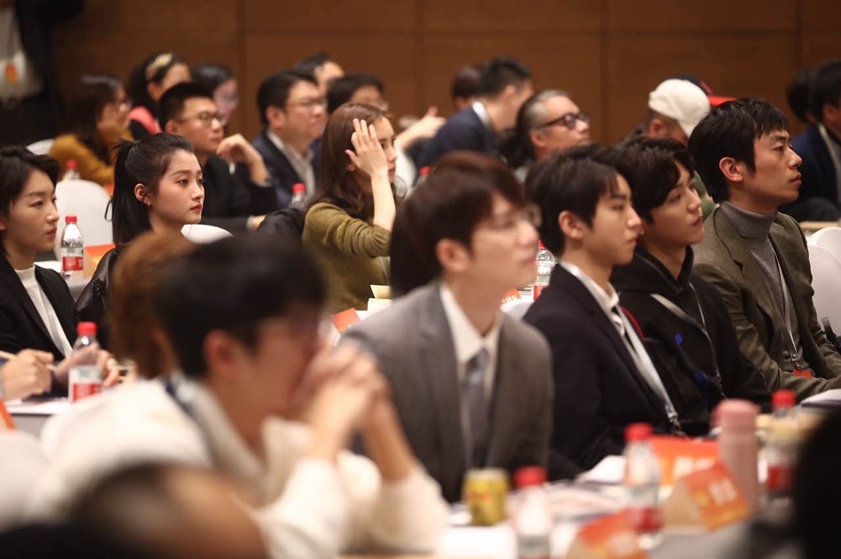 Cac cap doi sao Hoa ngu tranh nhau o su kien lon anh 10