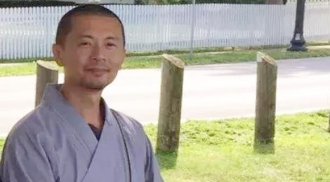 Tai tu 'Tieu ngao giang ho' bo canh giau, song doi xuat gia hinh anh