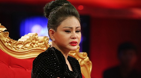 Nghe si Viet ke chuyen xo xat voi chong hinh anh