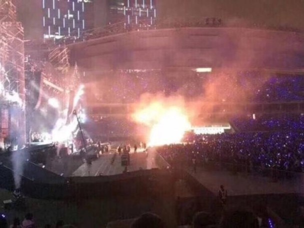 Chay lon tai dem dien cua nhom nhac noi tieng Dai Loan hinh anh