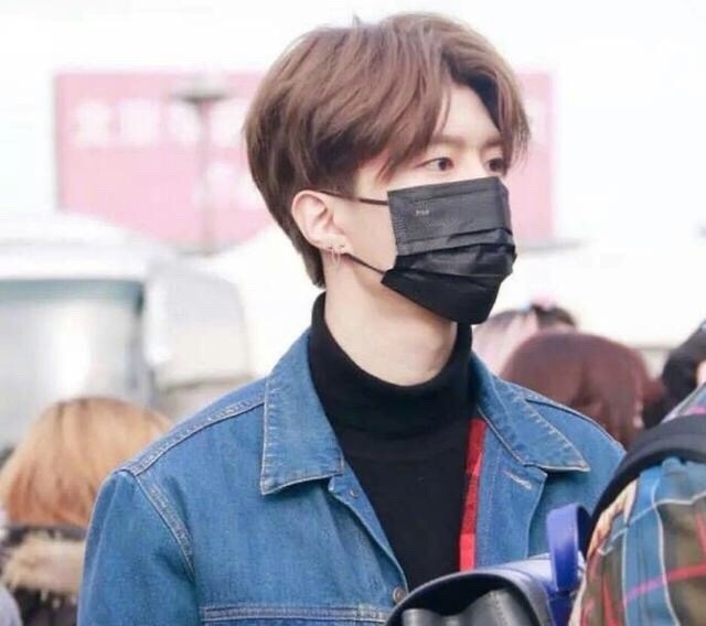 Em trai Phạm Băng Băng lột xác ngoại hình ảnh 1 Em trai Pham Bang Bang lot xac ngoai hinh anh 1