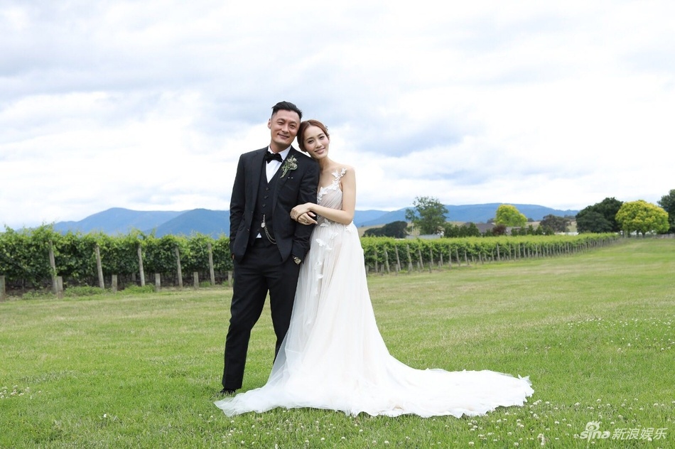 Dư Văn Lạc cưới ảnh 2 Du Van Lac cuoi anh 2