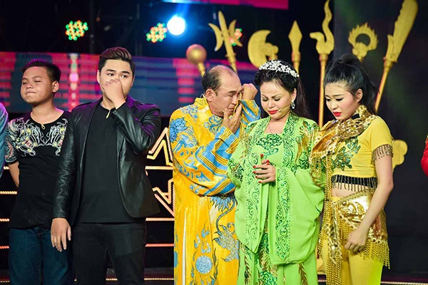 Le Giang bi chong cu bao hanh anh 3