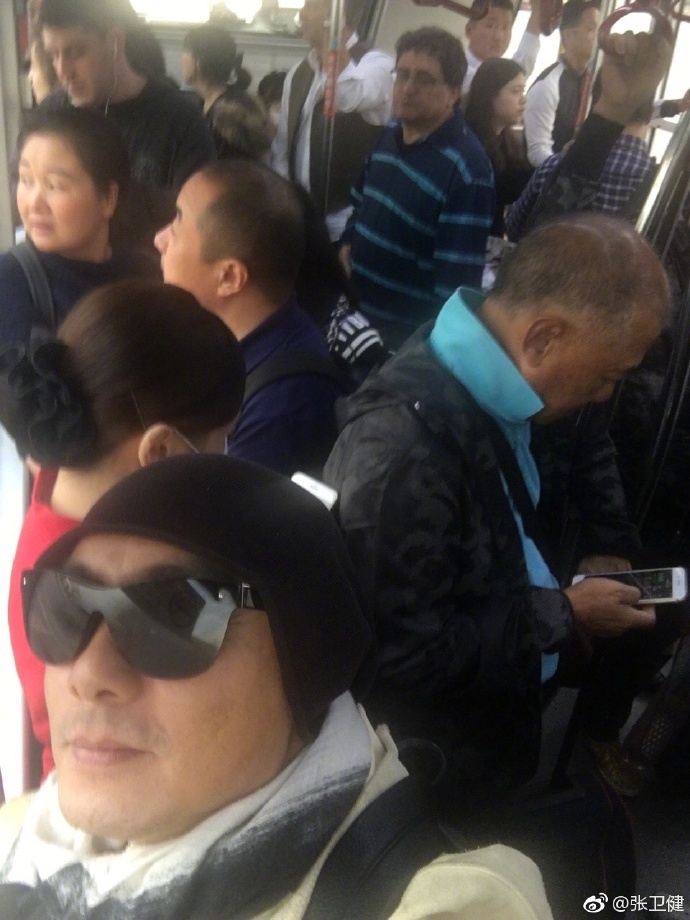 Truong Ve Kien di xe bus anh 1