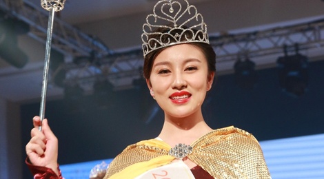 Hoa hau Trung Quoc vua dang quang bi che 'vua gia vua thap' hinh anh
