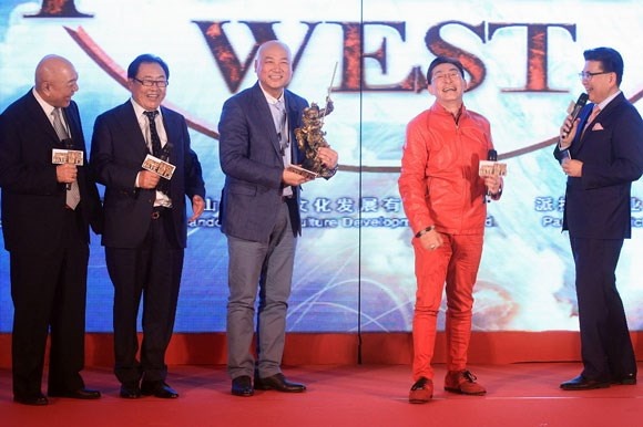 Tu Thieu Hoa bi hat hui o tay du ky anh 3