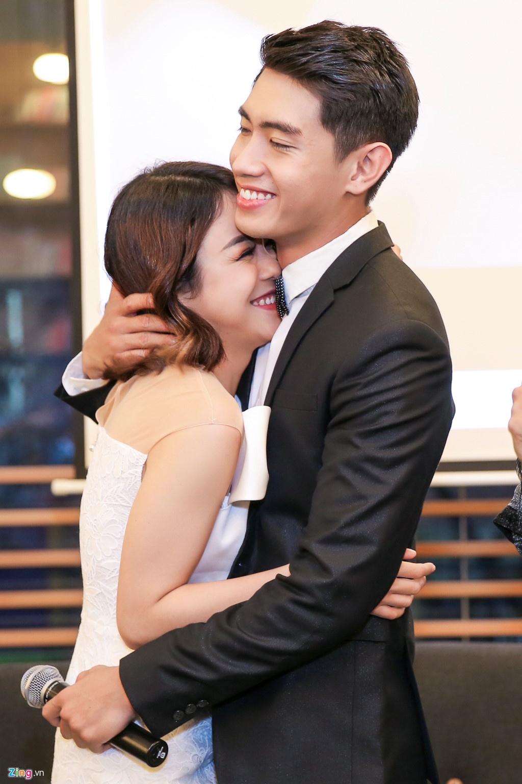 Thai Trinh tram cam anh 2