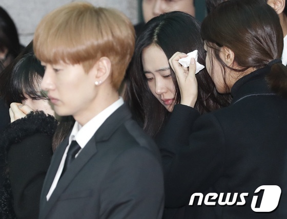 Le dua tang Jong Hyun anh 6