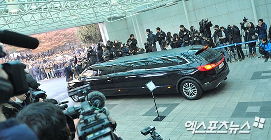 Le dua tang Jong Hyun anh 19