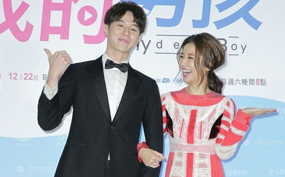 Lâm Tâm Như hôn trai trẻ ảnh 1 Lam Tam Nhu hon trai tre anh 1