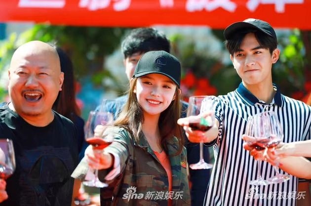 Lâm Duẫn yêu tài tử 18 tuổi ảnh 2 Lam Duan yeu tai tu 18 tuoi anh 2