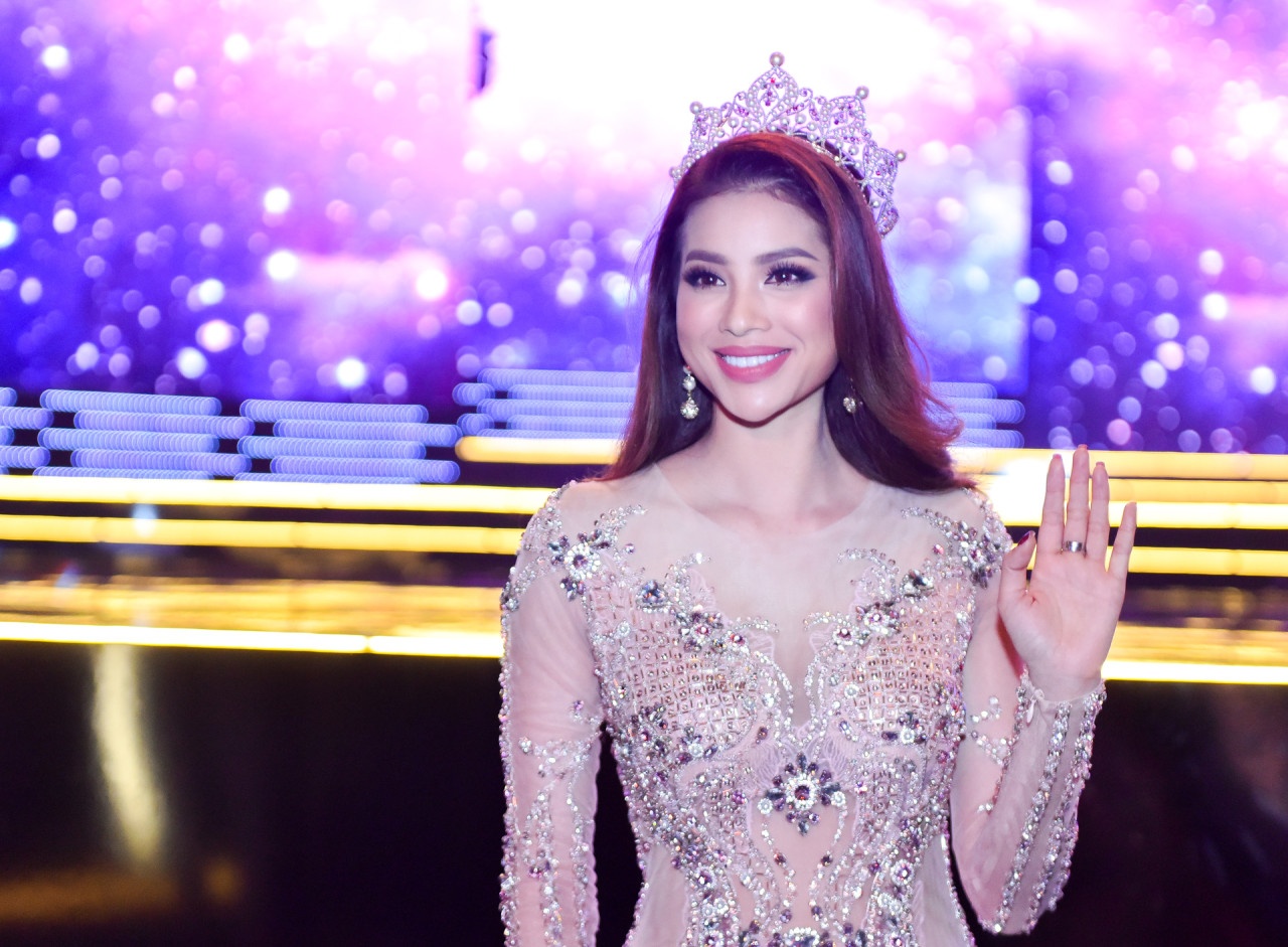 Dan hoa hau a hau hoi ngo tai Hoa hau Hoan vu anh 5