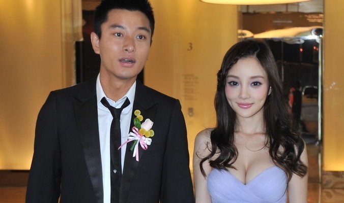 Ca si TQ nguy co giai nghe sau vu anh ngoai tinh voi sao nu co chong hinh anh