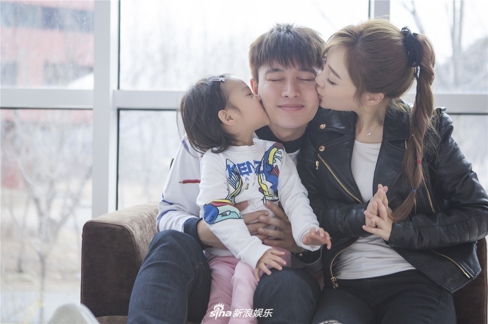 Lý Tiểu Lộ ngoại tình clip nóng ảnh 2 Ly Tieu Lo ngoai tinh clip nong anh 2