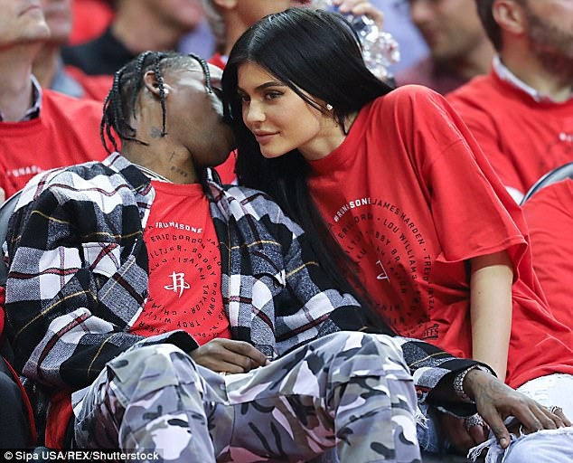 Kylie Jenner đã bí mật sinh con ảnh 3 Kylie Jenner da bi mat sinh con anh 3