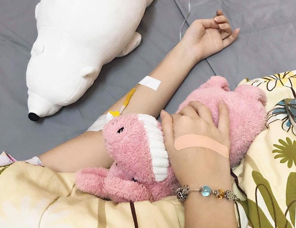 Ngan Anh bi ngat xiu anh 1