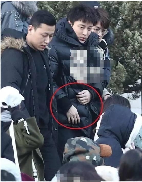 Giả Nãi Lượng Lý Tiểu Lộ đổ vỡ ảnh 1 Gia Nai Luong Ly Tieu Lo do vo anh 1