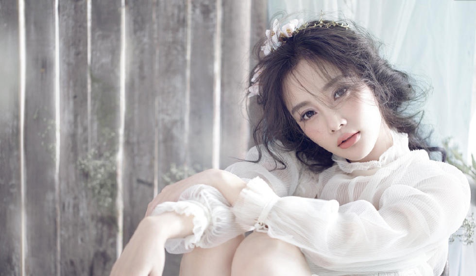 Lý Tiểu Lộ thẩm mỹ ảnh 3 Ly Tieu Lo tham my anh 3