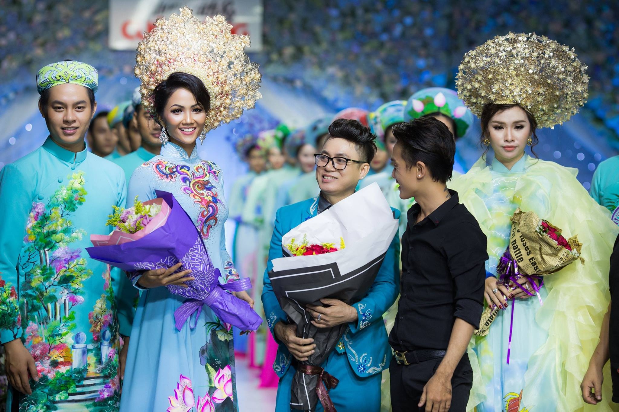 Anh qua khu cua Hoa hau H'Hen Nie anh 14