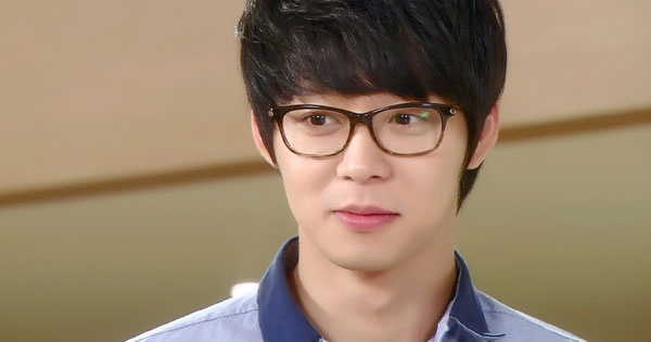 Park Yoochun (JYJ) bi kien 1 trieu USD sau vu cho can nguoi hinh anh