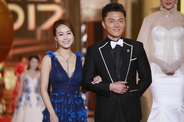 Dan sao TVB tren tham do anh 5