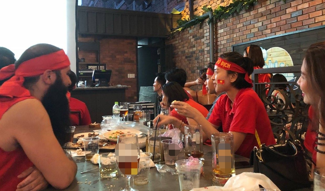 Nghe si co vu U23 Viet Nam anh 2