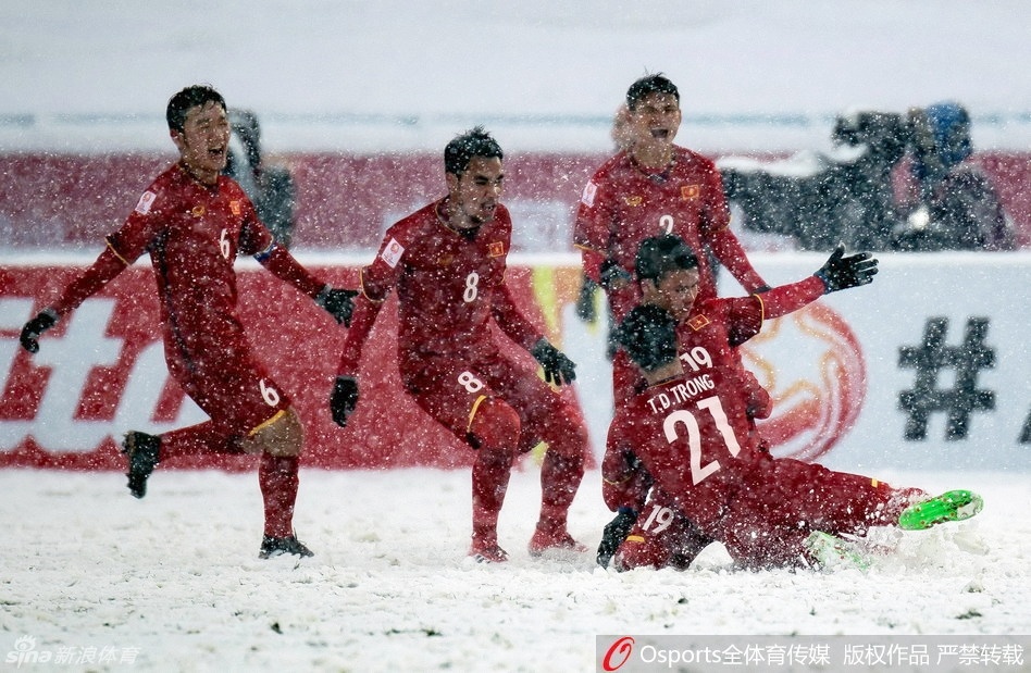 Nguoi Trung Quoc than phuc truoc U23 Viet Nam anh 2