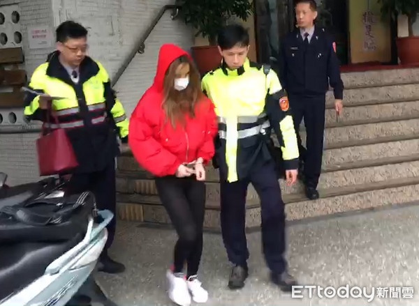 Người mẫu Đài Loan bị bắt vì khiêu dâm ảnh 1 Nguoi mau Dai Loan bi bat vi khieu dam anh 1