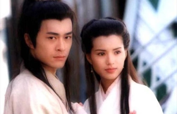 'Duong Qua' Co Thien Lac: Tu ga tu den ghe anh ca showbiz Hong Kong hinh anh