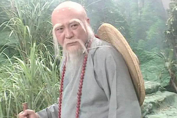 Dien vien 'Tieu ngao giang ho' qua doi trong ngheo kho hinh anh