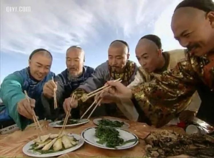 Hoan Chau cach cach bi ghet anh 5