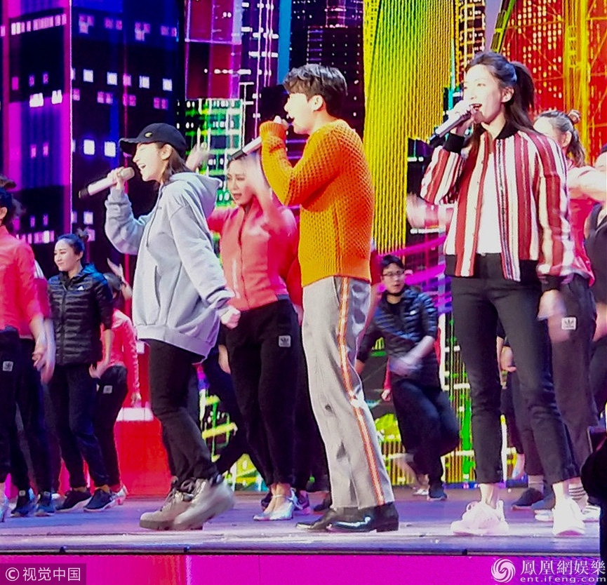 Sao Trung Quoc tong duyet cho Gala chao xuan anh 5